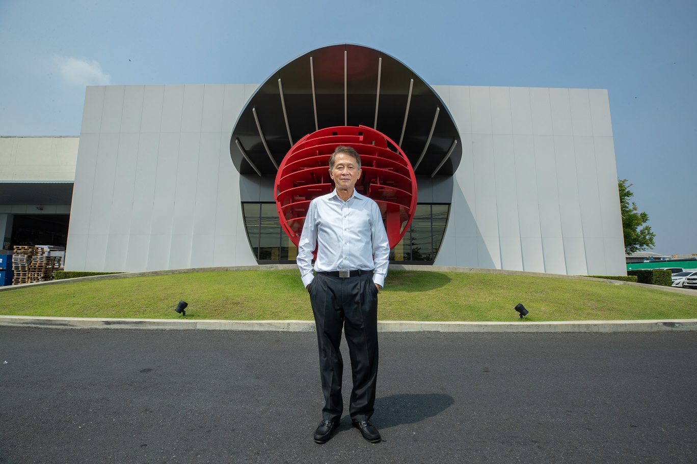SCGP THUNG HUA SINN GROUP "GAINING TRUST WITH CONSTANT INNOVATION"